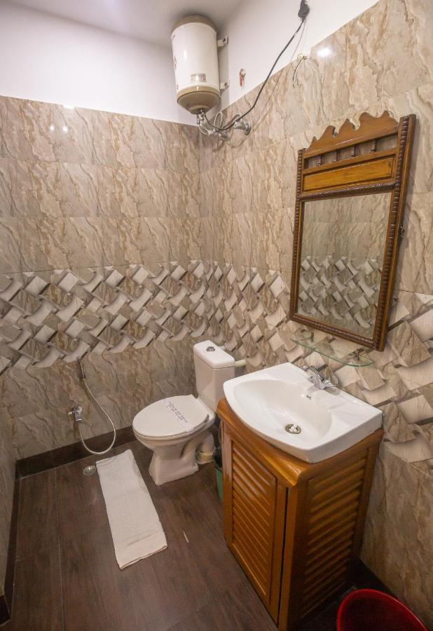 Hotel Cecil Колката Екстер'єр фото