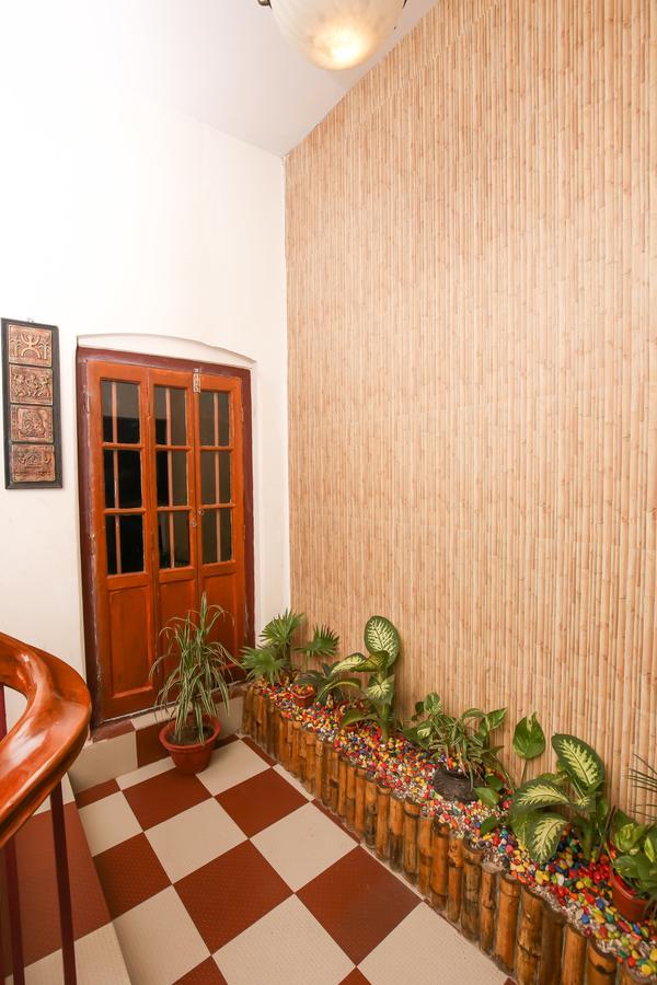 Hotel Cecil Колката Екстер'єр фото